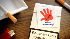 DAZ.online hat anlässlich des Weltnichtrauchertages bei den Bundestagsfraktionen nachgefragt, ob ein Tabak-Werbeverbot aus ihrer Sicht Sinn machen würde. (Foto: Imago)