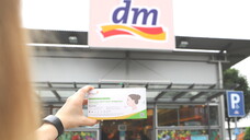 Den Hotgen-Laientest gibt es bei dm jetzt zum Schnäppchenpreis von 95 Cent. (Foto: dm)