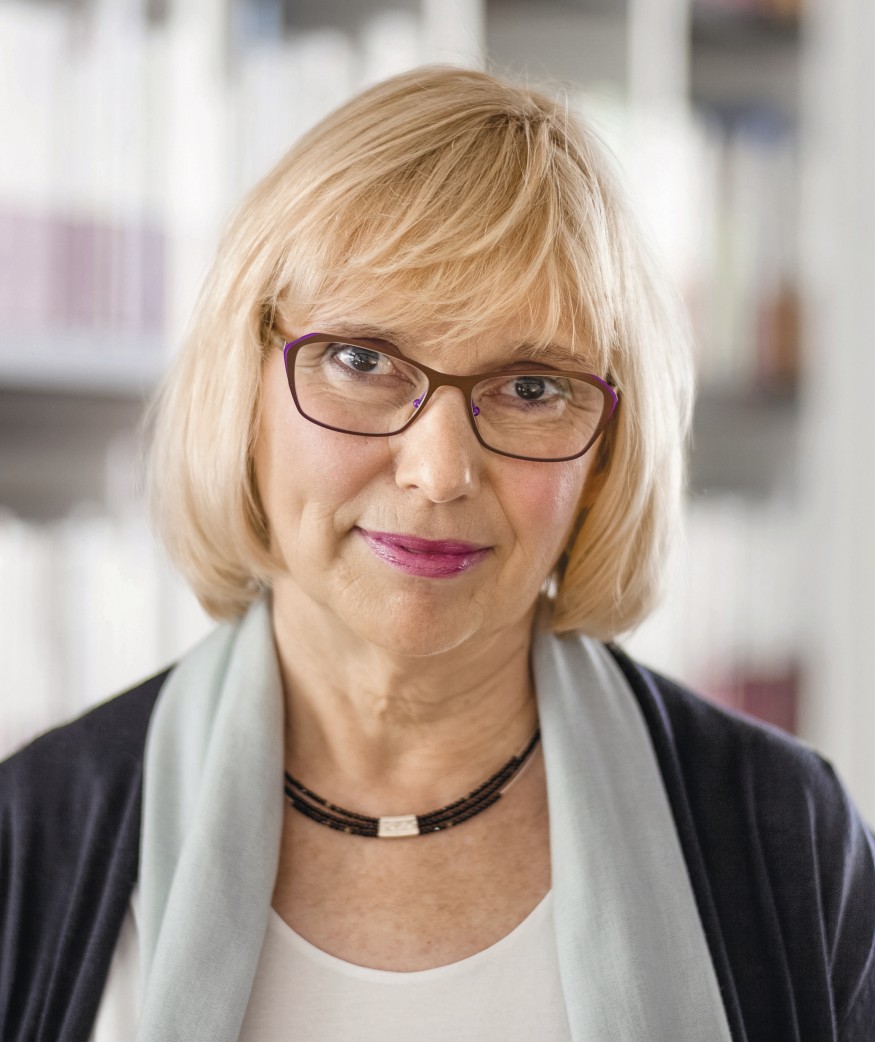 Dr. Doris Uhl, Chefredakteurin der DAZ
