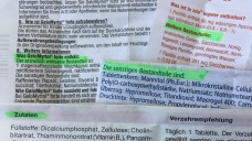 Nicht nur beim Essen: Auch bei Arzneimitteln heißt es für alle, die auf tierische Inhaltsstoffe verzichten wollen, genau hinschauen. In der Maxmo-Apotheke in Düsseldorf wird zu möglichen Alternativen beraten. (Foto: DAZ.online)