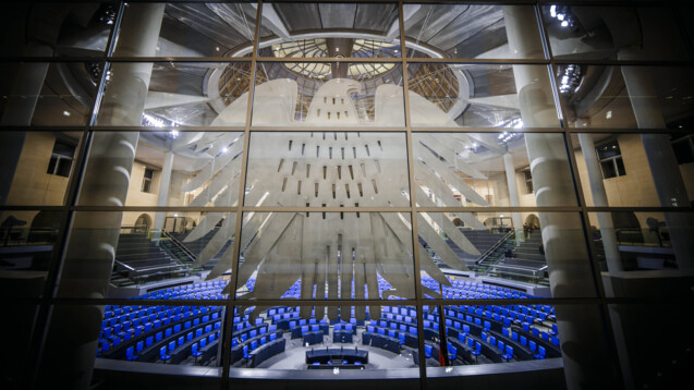 Nach der Vertrauensfrage soll der Bundestag am 23. Februar neu gewählt werden. (IMAGO/phototek)