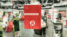 Zahlreiche Apotheker haben die Kampagnenmotive von #rettedeineapotheke bereits in ihrer Apotheke aufgehängt. (m / Foto: privat)